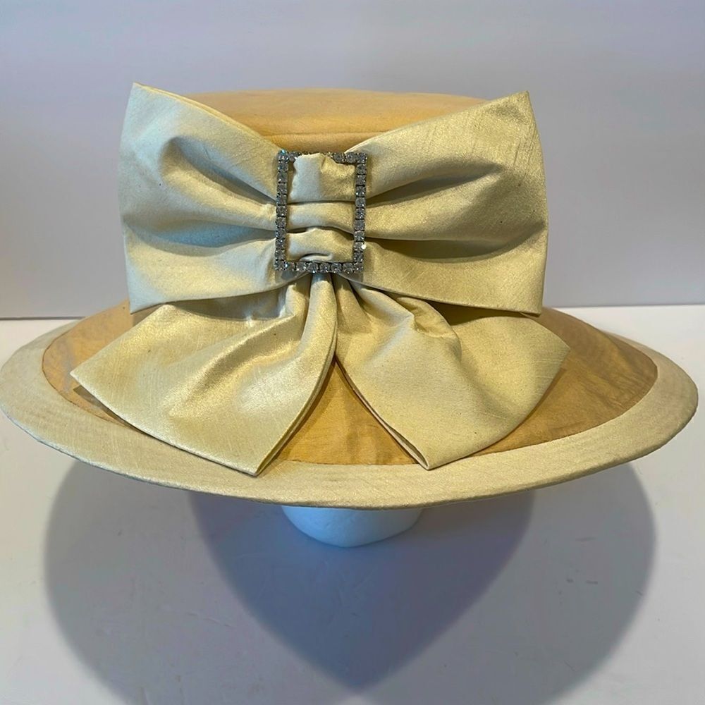 Vintage Donna Vina Couture Satin Hat with Bow Cream